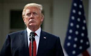 Вибори у США: демократи забили перший “гол” Трампу