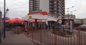 Що, якби справу щодо вбивства курця в Макдональдсі розглядав суд присяжних?