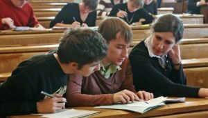 Вартість навчання в університетах має бути економічно обґрунтована, – експерт