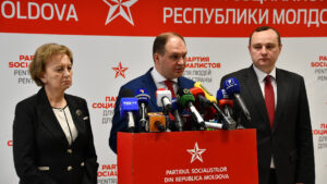 Соціалісти прагнуть: коаліції, контролю над зовнішньою політикою та “дружить с Россией”