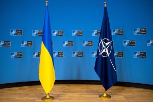 Щодо відмови від курсу на НАТО під час війни